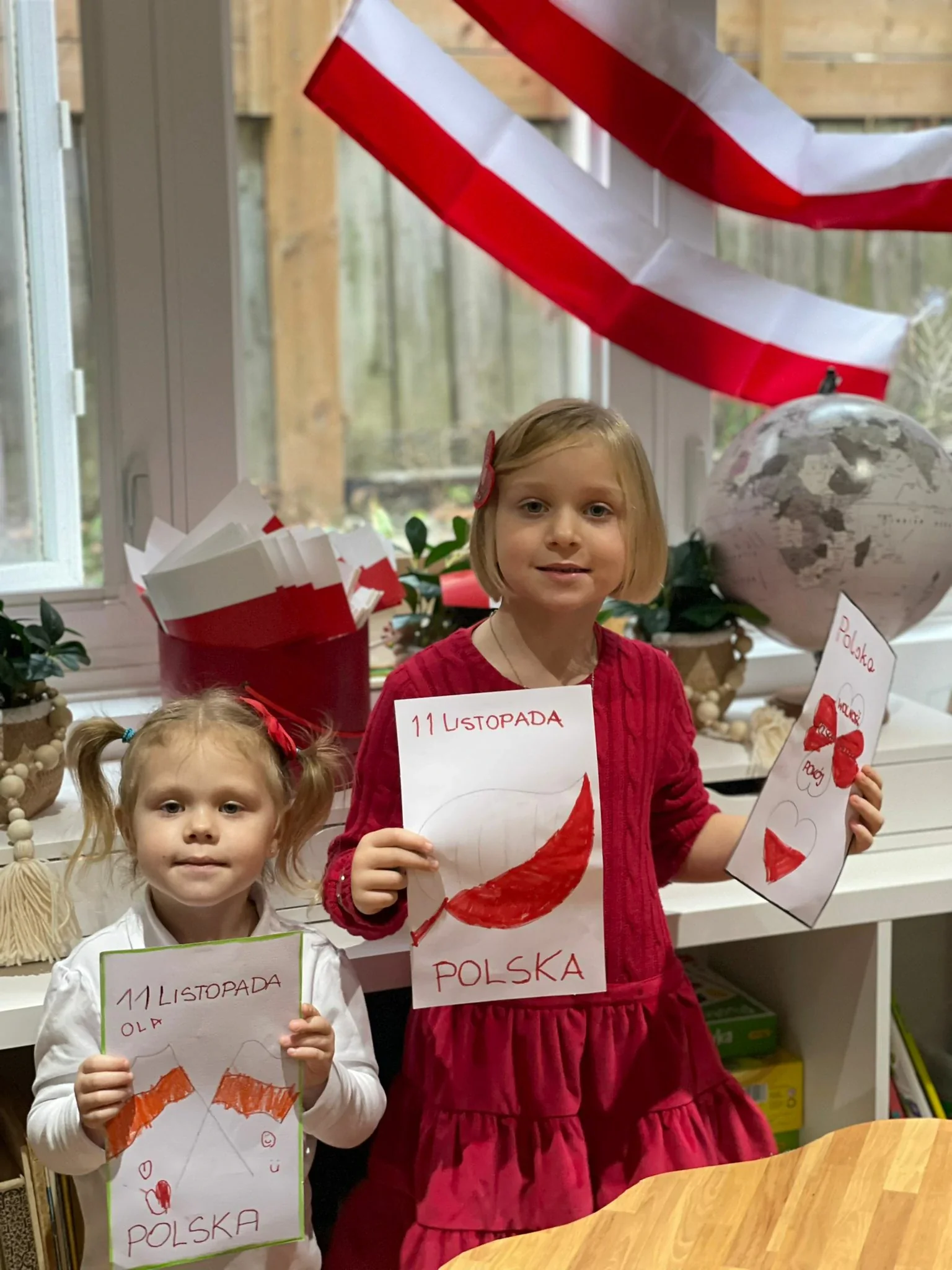 alderwood-academy-child-happiness-paper-toddler-holiday