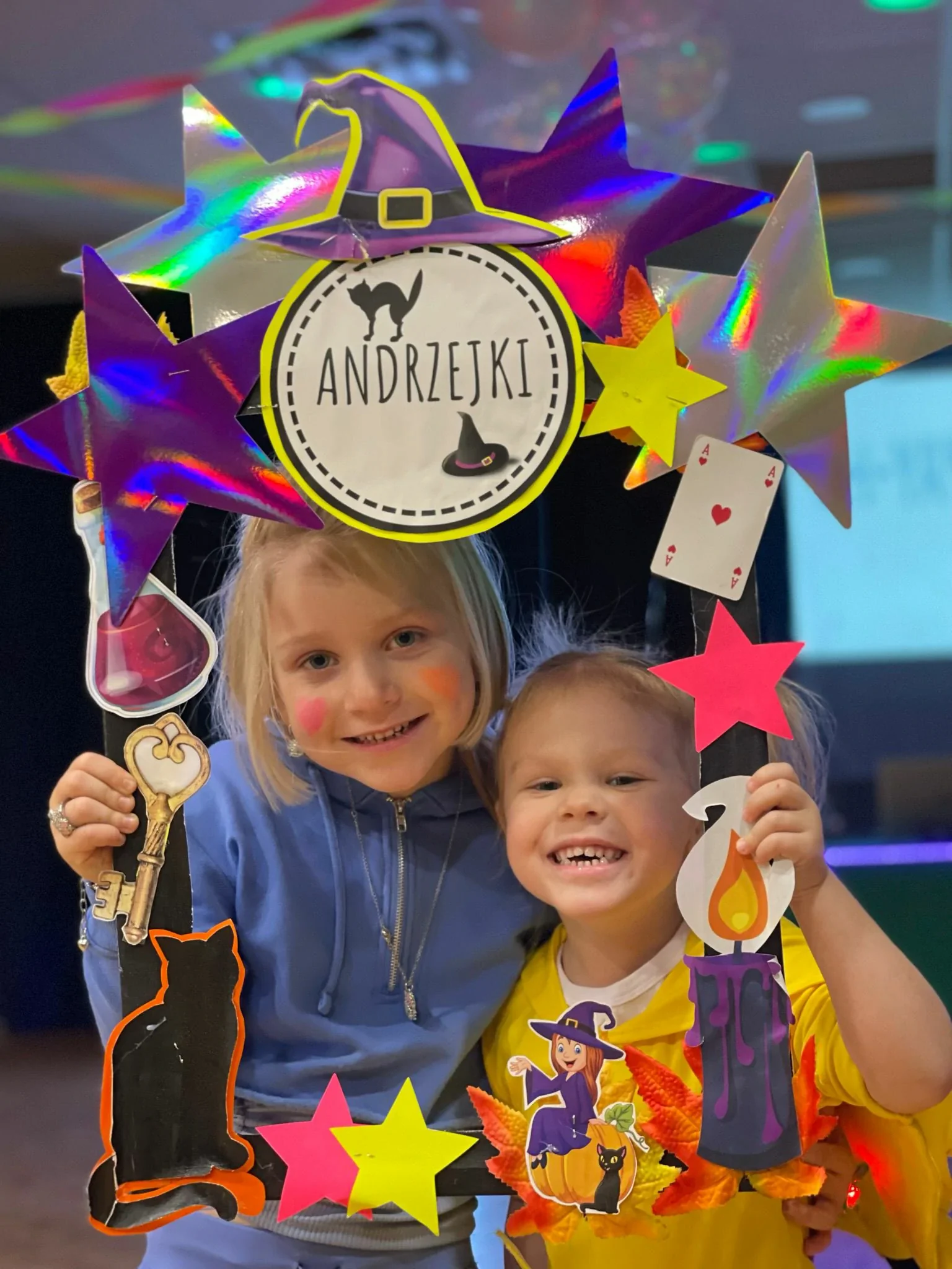 alderwood-academy-happiness-smile-child-fun-party-supply